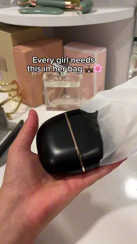 You can buy it in the link of our profile🥰💅🏼#ministraightener #hairhack #uk #hairlove #christmas 