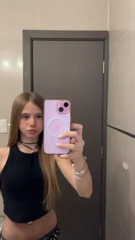 #paratiiiiiiiiiiiiiiiiiiiiiiiiiiiiiii #viraltiktok #outfit #tiktoknomeloborres #pyf 