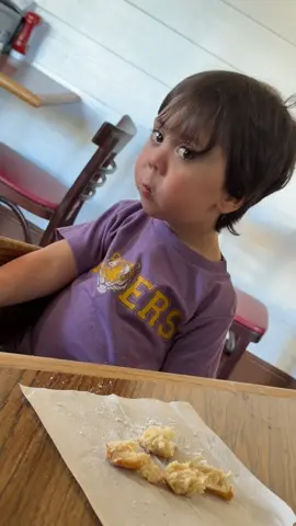 First time trying BEIGNETS!! 😋 #campomelicdysplasia #heyworld #inclusionmatters 