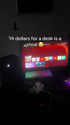 js cop it #gamingdesk #GamingSetup #desk #desksetup 