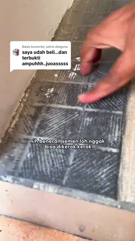 Membalas @satrio dwiguna Genio Cement Remover Spray Pembersih kerak semen & noda membandel pada keramik, dinding, kaca, dan permukaan lantai. Formulanya kuat namun aman, efektif menghilangkan sisa semen dan cat tanpa merusak permukaan. Cocok untuk area kamar mandi, dapur, dan proyek bangunan. 💪✨ #GenioCementRemover #PembersihKerak #PembersihSemen #CleanerRumah #pembersihkeramik 