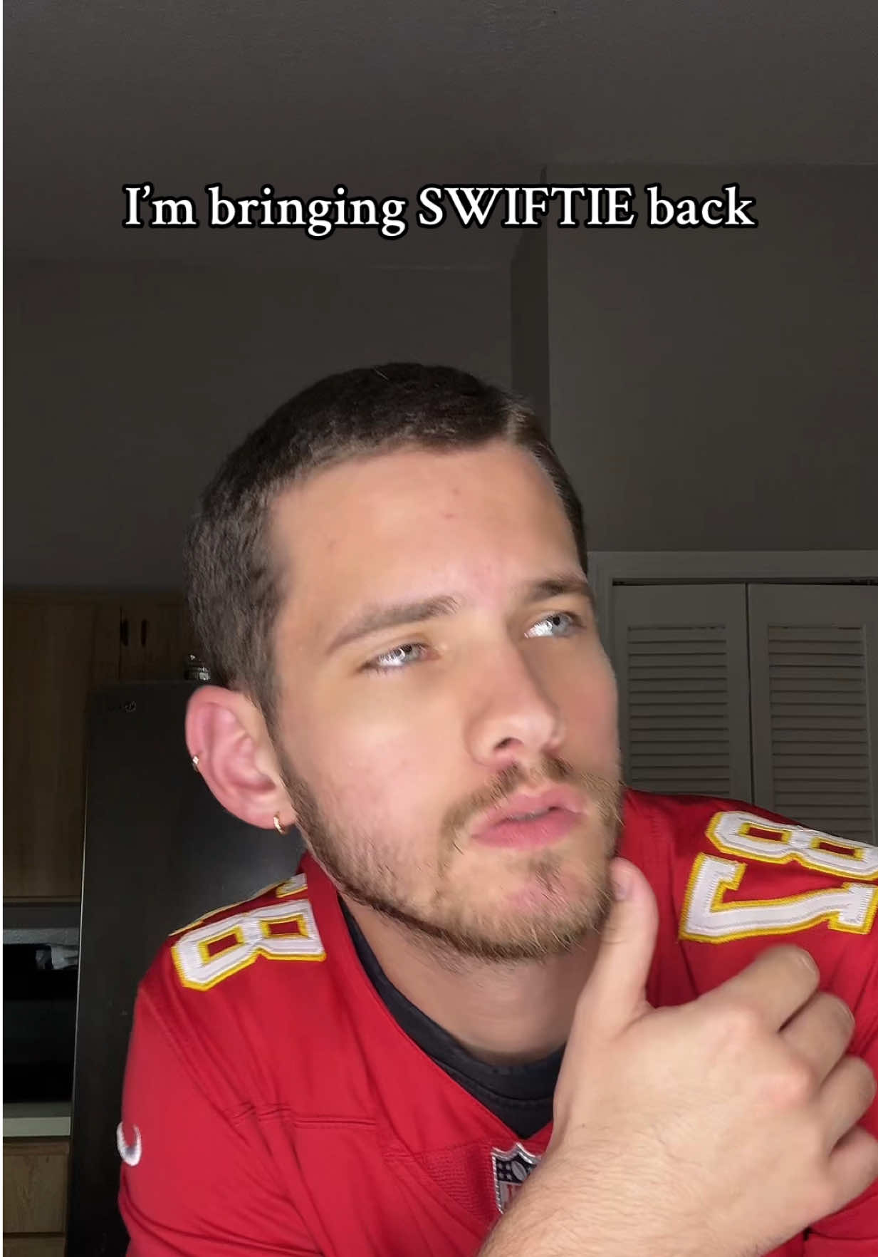 That’s what I do. 😎 @Taylor Swift @Taylor Nation #taylorswift #tloasg #swiftie #thefateofophelia #dance 