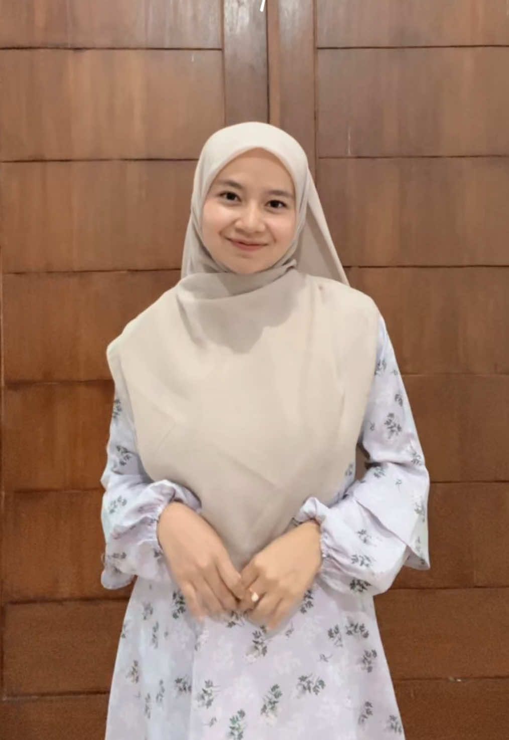 Yeayy akhirnya tutorial hijab menutup dada lagiii 🫶🏻 #fyp #tutorialhijab #hijabsegiempat #foryoupage #masukberanda 