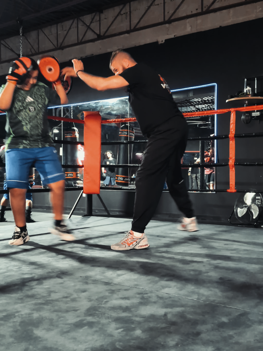 🕺🏼 Le Mouvement Parfait n'Existe Pas! ❌ #viking #boxe #clubdeboxeviking #mouvement 