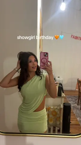 leaving 22 era tomorrow 🪩🫠#showgirl #thelifeofashowgirl #taylorswift #birthday 