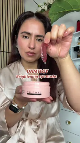 I loved how it left my skin feeling so soft and hydrated. Hydrating caffeine eye masks—brighten, de‑puff & smooth under eyes.  @drmtlgy @stackinfluence #drmtlgy #drmtlgypartner