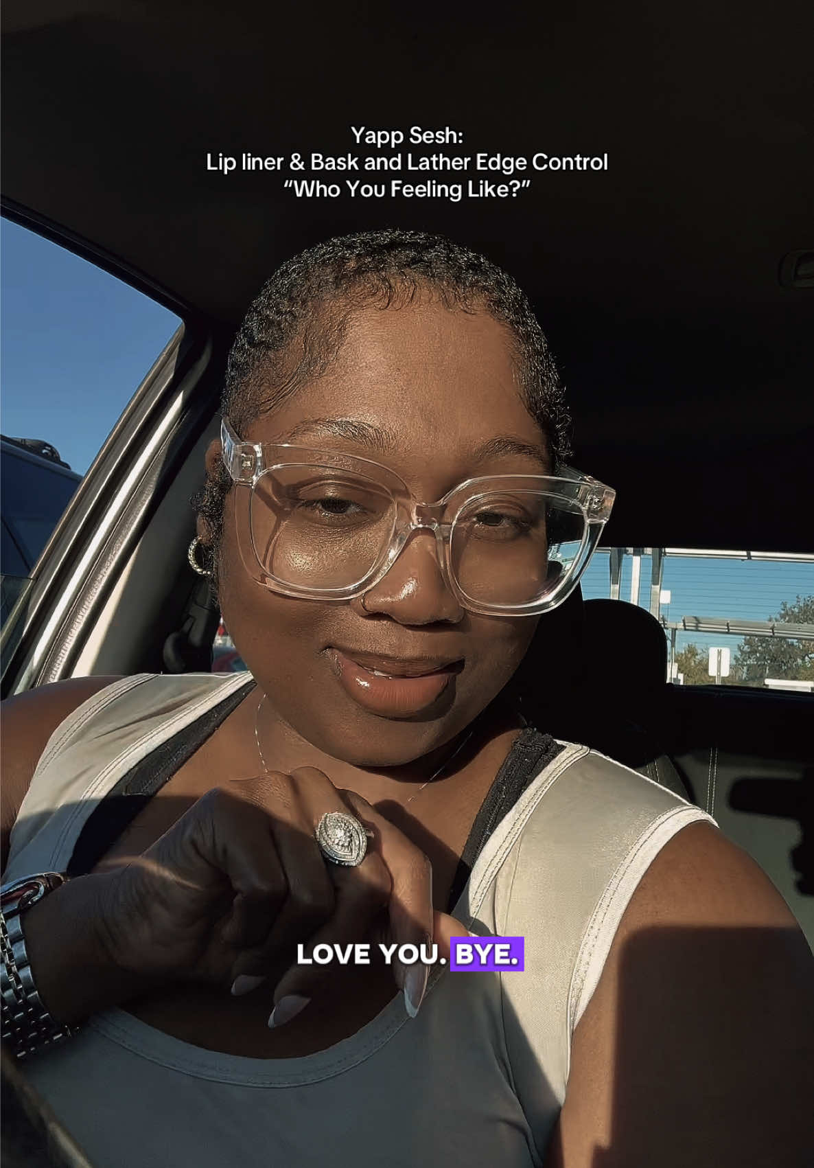 YAAAAPPP SESH! @Bask and Lather Co stands a chance in my life once we figure out the flaking. I’ve tried a lot of things but ultimately it alters the formula when I do…but it lays my edges so well🥹 - - - #edgecontrol #naturalhair #liplinerhack #fyp 