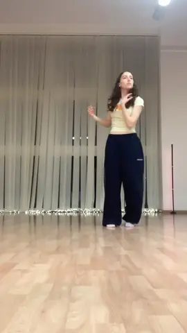 just for relax, and she was your girl #contemporarydance #wildflower #billieeilish #dancer 