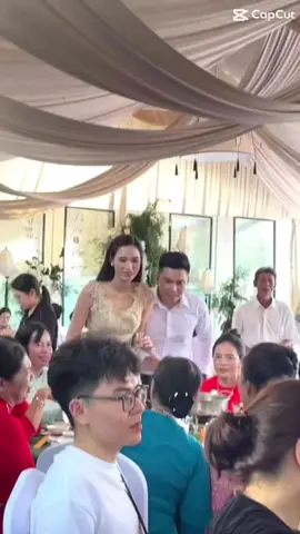 Chúc mừng bé Đậu - cô dâu Đỗ Thị Hà và chú rể Viết Vương đã tìm được bến bờ hạnh phúc Chúc 2 vợ chồng trắm năm hạnh phúc #dothiha #hoahauvietnam #hoahau #đamcuoi #xươngrồngmedia