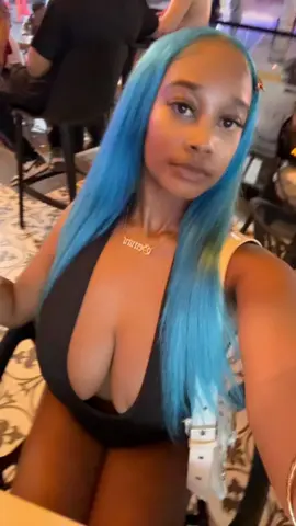 I love blue hair on me 🦋 #dominicanrepublic #viral #fypシ゚viral 