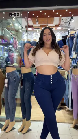 Jean con pretina reductora 🤩👆🏻 Tallas de la 28 a la 34 ✅ #jeans #jeansfajero #jeansviral #gamarra #ropademujer 