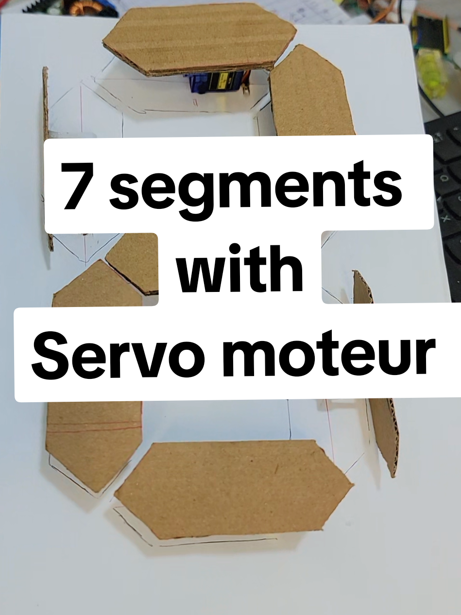 ouais voici mon test .. afficheur 7 segement avec les servo moteur ..😊 dans quelle que heure la video de montage sera disponible #arduino #TechDIY #arduinoprojects #scienceproject #électronique 