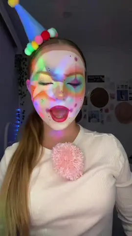 I LOVE CLOWNS!!               #halloween #makeup #clown #foryoupage #halloweenmakeup             Makeup Credits too: @adriana 