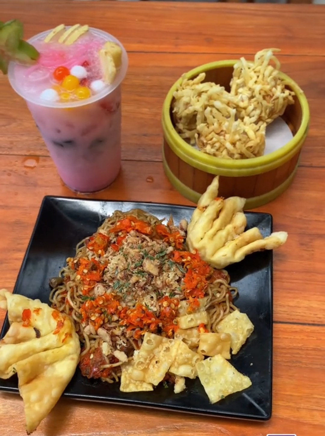 Jadi pengen gas ke gacoan gasi hehehe #miegacoan #gacoanku #fyp #miepedasviral #kuliner