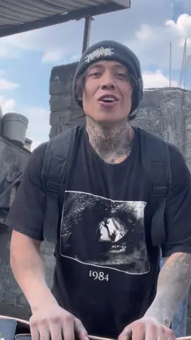 Quedaron sin palabras  #dethcorexmx #calistenia #gymrat #ejercicio #entrenamientoencasa #gimnasio #gimnasioencasa #fuerza #trabajoduro #blockero #albañil #vamos #gym #motivacion #deathcore #metalcore 