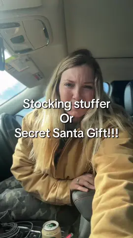 If you don’t know what to get your dads for Christmas this is definitely on the list 🤌🏼 #christmasgiftideas #dadgiftideas #drinkholder #oversizeddrinkholder 