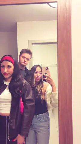 the one time we weren't fighting on our trip lol @Taylor Morley @SadGirlGia 