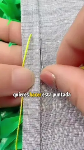 ✂️ “Toma hilo y aguja… y verás cómo con paciencia puedes transformar un simple trozo de tela en algo hermoso.” 💫 #Costura #Viral #fyp #parati #tendencia