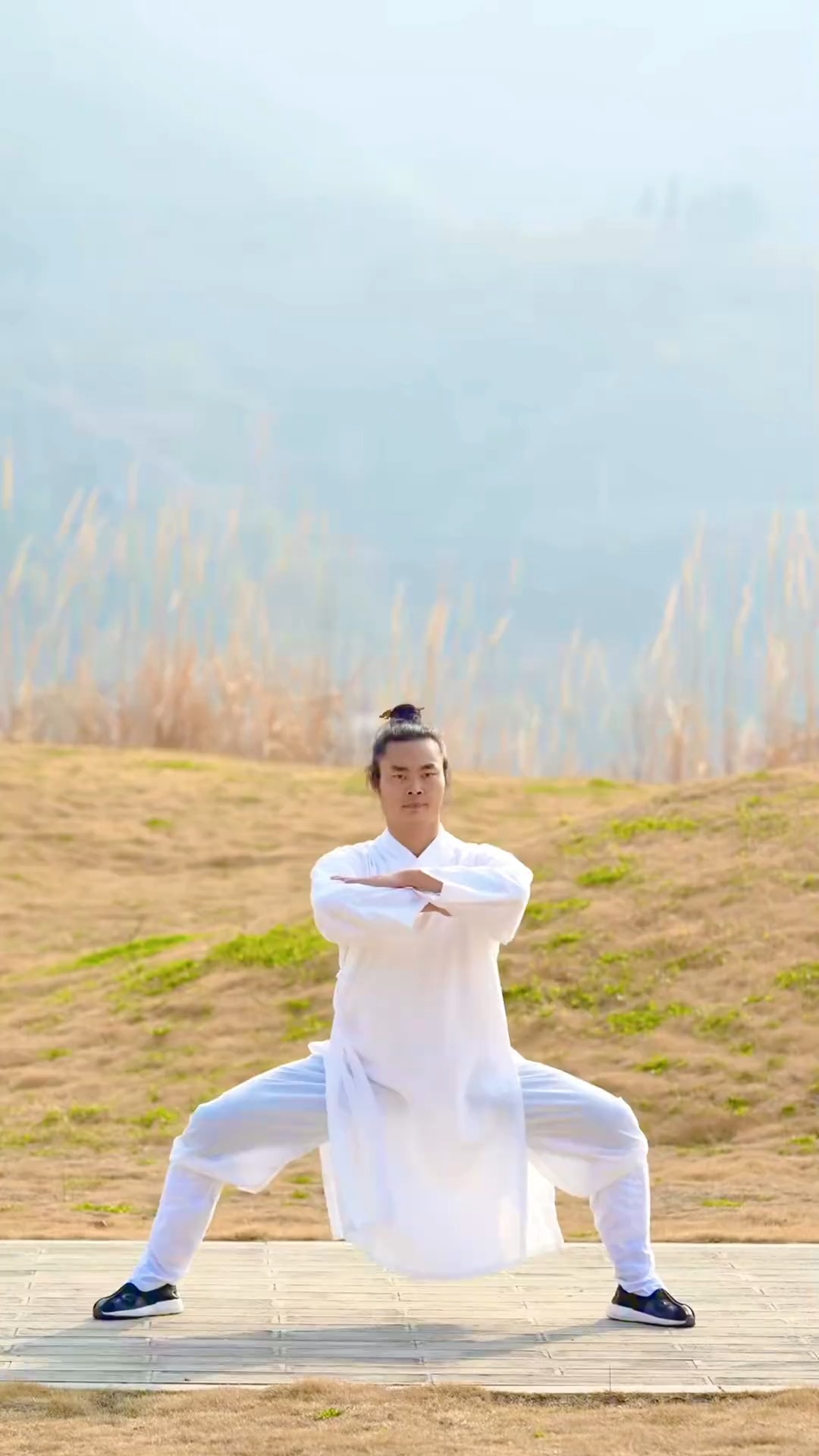 古法健身 六个动作，每天一组疏通经络 #中式养生 #健身 