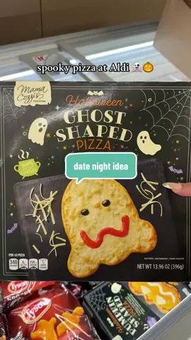 The perfect date night idea brought to you by Aldi’s! (They don’t taste the best but they’re cute lololol)  #spooky #halloween #aldi #aldifinds #ghostpizza 