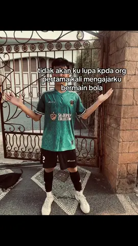 🫂 #4u #football #fouryou #budakbola #fyp 