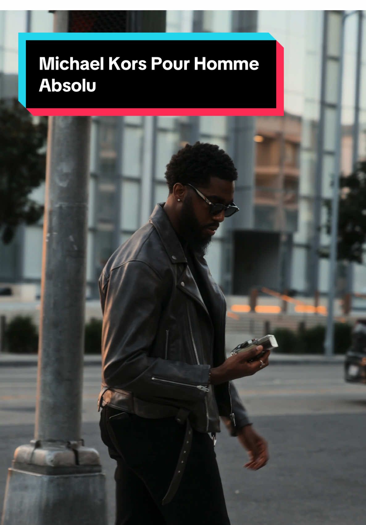 Bold. Vibrant. Aromatic. @Michael Kors new Pour Homme Absolu exudes magnetic charm and radiants confidence. Thoroughly enjoy main notes of Italian Lemon, Lavandin, and Cedarwood with each and every spray.  This fragrance is sophisticatedly intense, and a must have in your collection this fall season. @Macy’s  #MichaelKors #MichaelKorsParfums #MichaelKorsPourHomme #ChainReaction #AD