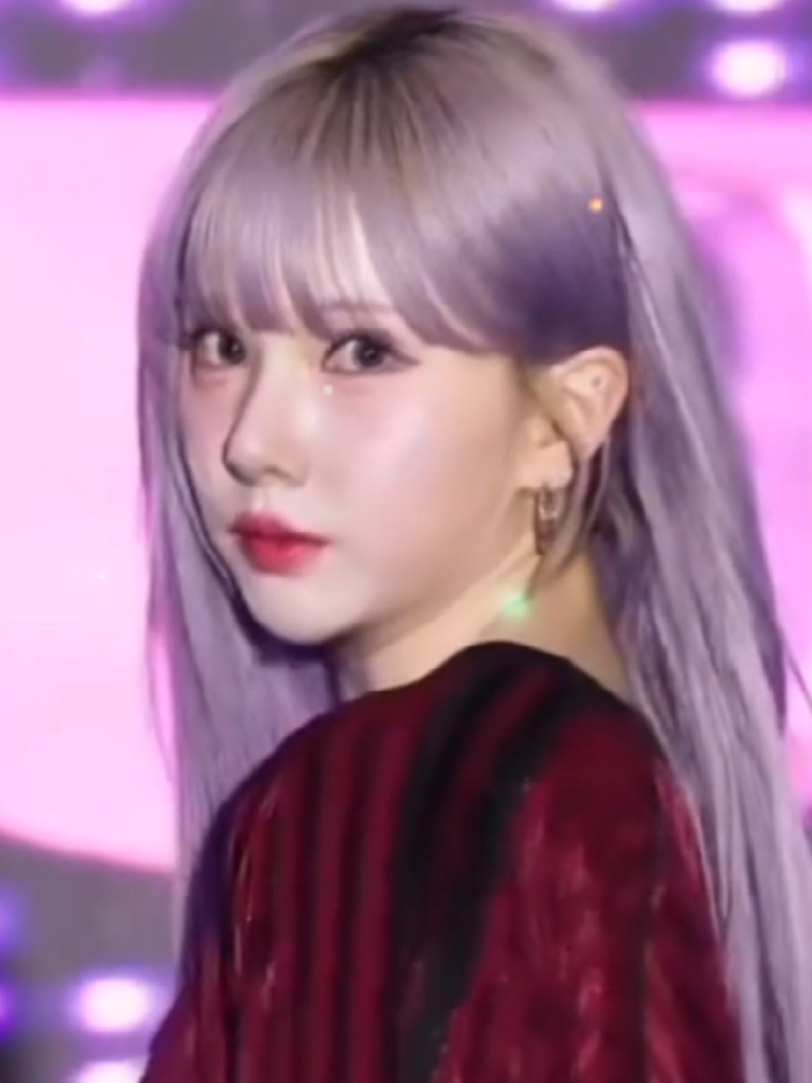 EUNHA VIVIZ MANIAC FANCAM 4K #creatorsearchinsights #EUNHAVIVIZ #EUNHA #eunhafancam #vivizmaniac @*KARINA*KPOP*FASHION*SHOW* @*KARINA*KPOP*FASHION*SHOW* @*KARINA*KPOP*FASHION*SHOW* @YEJI SHOW BR 🇧🇷 @*KPOP* 🇧🇷 🇰🇷🇯🇵 @IVE_OFFICIAL_IVE @VIVIZ 