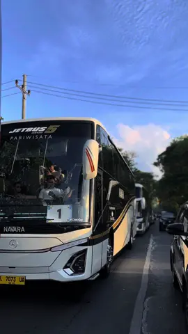 Trip perdananya DIENG nya @Navara Trip bersama @PatrickSoetedjo @faruqraiss 🍊  18 oktober 2025  #bis #pariwisata #navara #surabaya 