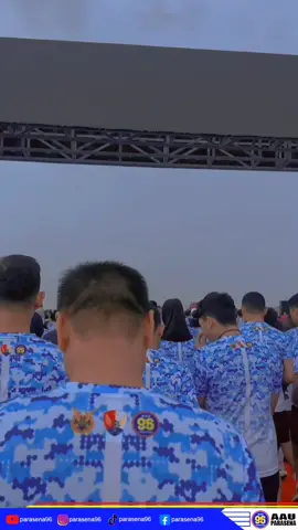 Siap merasakan lari di runway bareng pesawat TNI AU? 🚀 Tulis di kolom komentar: #Team5K atau #Team10K — dan tag teman yang harus diajak! @TNI in 🅰️ction @AIR FORCE RUN 96 @Infokomando @Pusat Penerangan TNI @TNI ON TV @TNI Angkatan Udara @Grup 4 Khusus Koopsau @Lanud R. Suryadi Suryadarma @Lanud Atang Sendjaja 