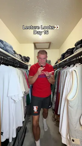 Lecture Looks👀 Day 16: We picked the outfit blind!!!