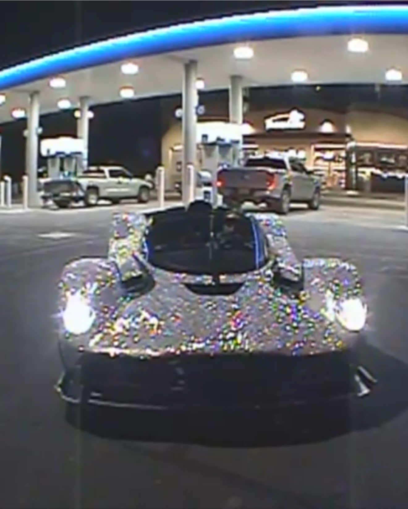 At night 🌖  #valkyrie #supercar #hypercar #astonmartin #nightdrive 