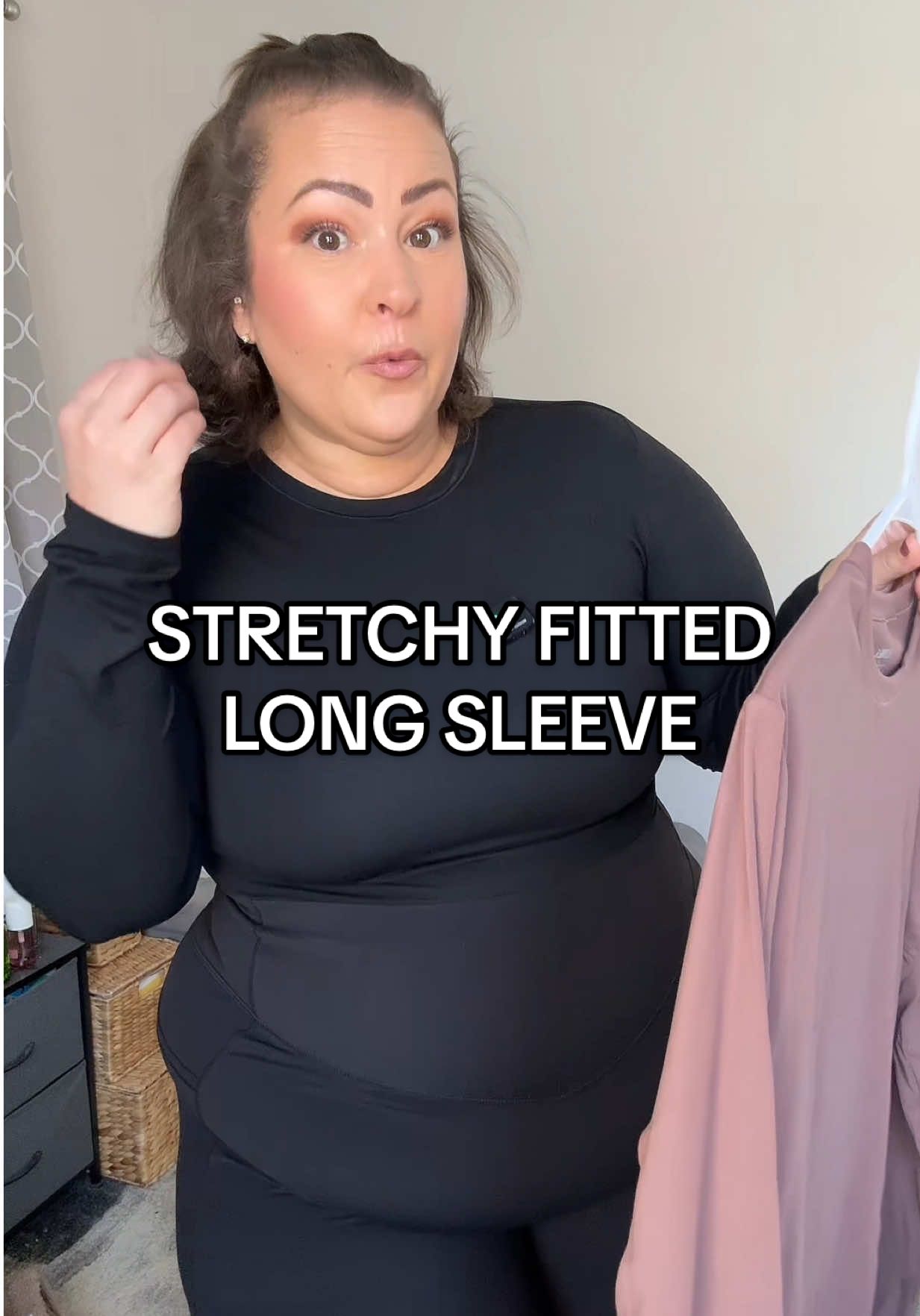 Stretchy fitted long sleeve shirt ✨ love love lovee these ! They give great compression, and go really well under anything! #longsleeve #longsleeveshirt #longsleeveshirts #womenslongsleeve #plussize 