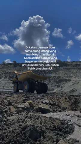 Resep bubur kacang yang lezat dan mudah dibuat! Berikut adalah resepnya: Bahan: - 250 gram kacang hijau, rendam semalaman dan tiriskan - 1 liter air - 1/2 sendok teh garam - 1/4 sendok teh gula pasir - 1/2 sendok teh vanila (opsional) - Santan atau susu (opsional) Cara membuat: 1. Rebus kacang hijau dalam air hingga lunak. 2. Blender kacang hijau hingga halus. 3. Masak kacang hijau yang telah dihaluskan dengan api kecil. 4. Tambahkan garam, gula pasir, dan vanila (jika menggunakan). Aduk rata. 5. Masak hingga bubur kacang mengental. 6. Sajikan bubur kacang dengan santan atau susu (jika menggunakan). Tips: - Pastikan kacang hijau sudah lunak sebelum dihaluskan. - Anda dapat menambahkan bahan lain seperti ubi atau kelapa muda ke dalam bubur kacang. - Bubur kacang dapat disajikan sebagai hidangan sarapan atau sebagai camilan. Selamat mencoba!#fypppppppppppppppppppppp #kulitambang👷 