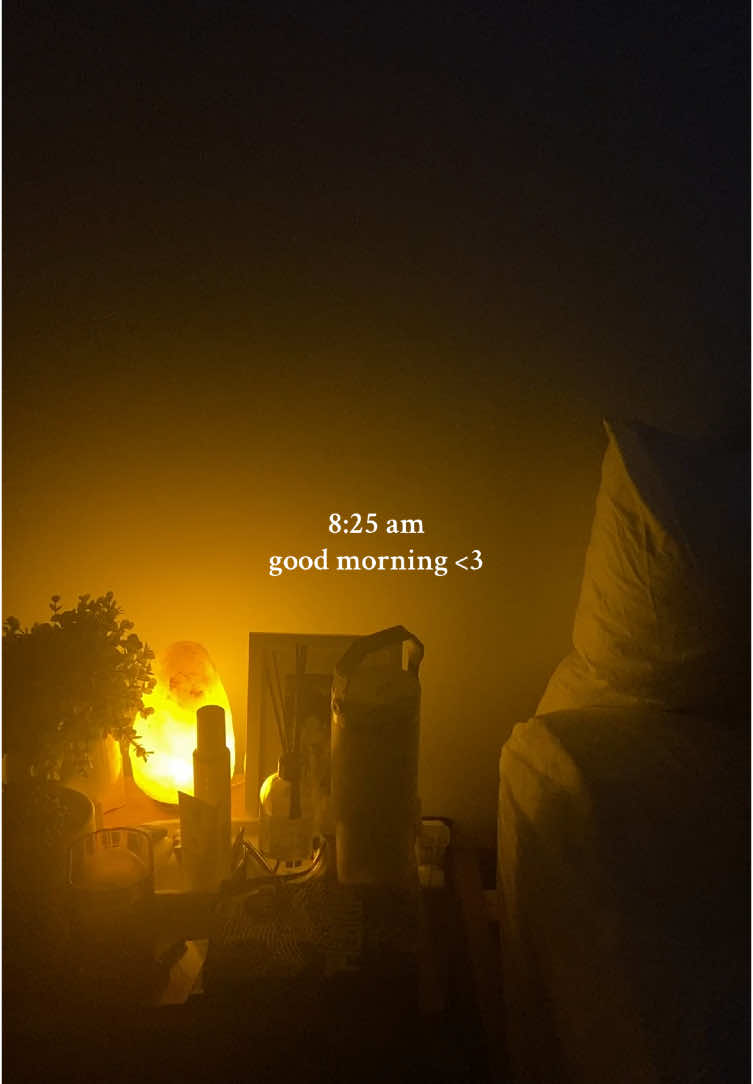 spend the morning with me, again in video form because I LOVE IT!  #spendthemorningwithme #gymmotivation #unistudent #mylife 