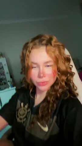 a blusa n é minha 🫰🏻