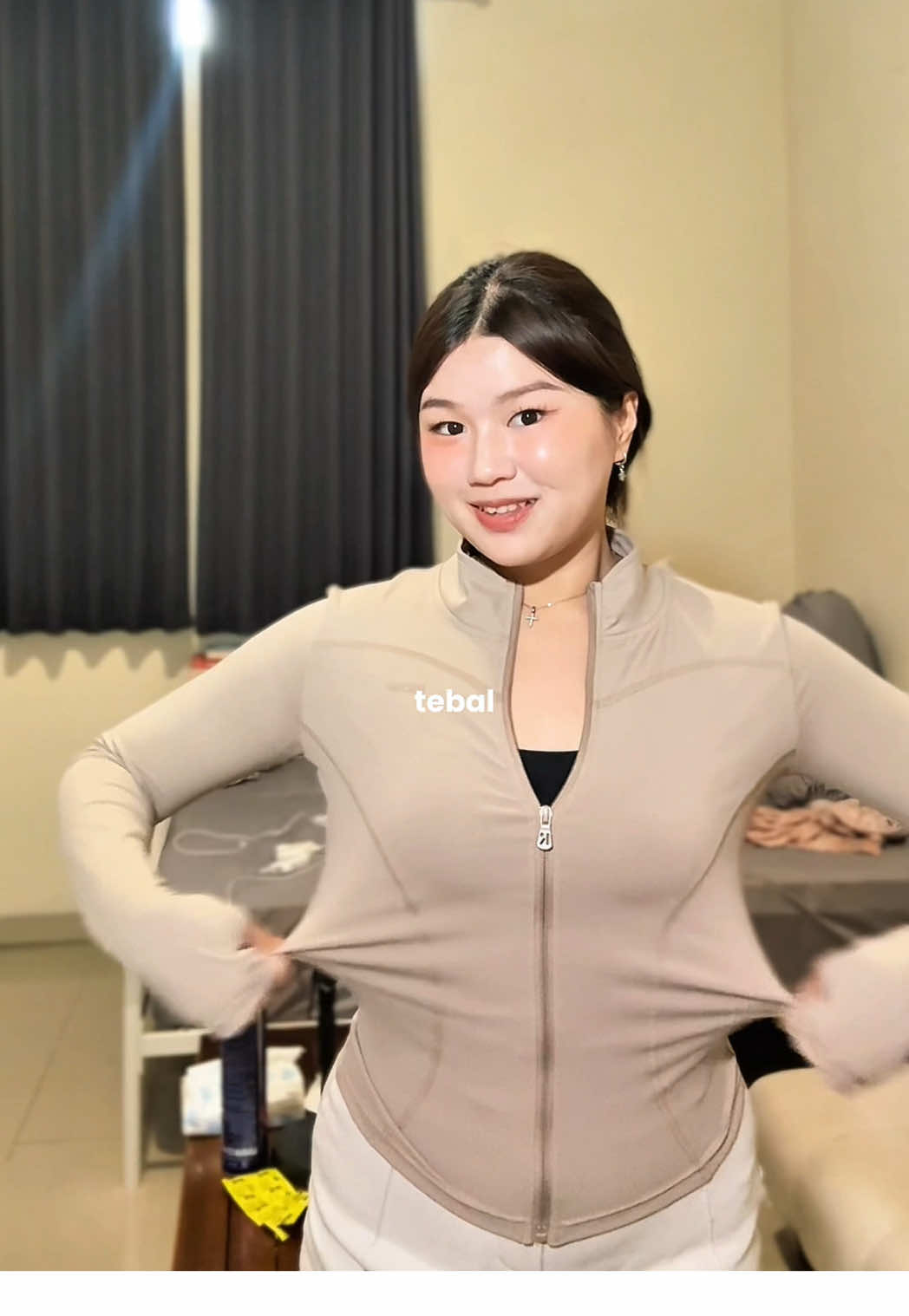 Jaket anti UV olahraga KKTOP #jaketolahraga #jaketwanita #jaketantiuv #promoseruweekend #kktopcreator 