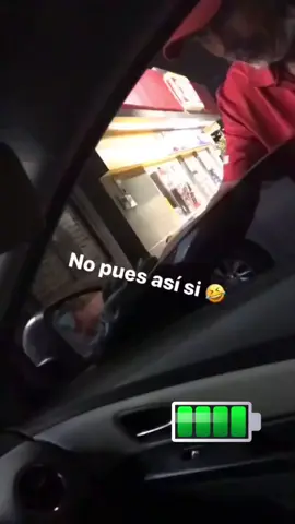 Limpio el vidrio y una ligera crítica a su persona