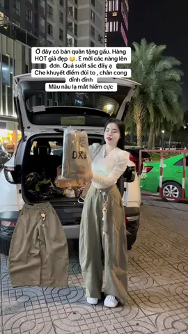 Quần xinh kèm gấu ạ