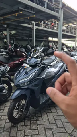HONDA VARIO 125 ISS HARGA CASH  - 24.600.000 PAKET KREDIT - Dp 700.000 - angsuran mulai bulan depan BISA TUKAR TAMBAH DENGAN MOTOR LAMA KAMU khusus wilayah : -JOGJA -SLEMAN -BANTUL -KULONPROGO -GUNUNGKIDUL  HUBUNGI : AGUNG HONDA Wa.085800603484 #vario #vario125 #vario125iss #vario125matteblue #hondavario 