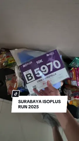 Siapa yang ikutan Isoplus Surabaya Run 2025 juga?! 😆😆 semoga besok matahari tidur lebih lama ya 🥹 kasian yg HM & FM huhu #Running #runner #eventlari #pelari #pelarikonten 