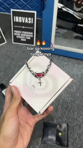 gelang titanium pria dan wanita keren simpel  #gelangtitanium #fyp  #gelangtangan 