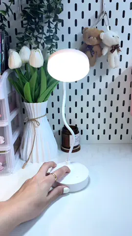 Đèn học tích điện, 3 màu sắc🐳🐳 #denhoc #denhocdeban #denhoctichdien #xuhuong 