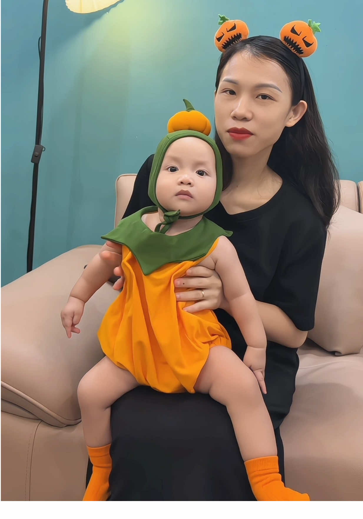 Body Bí Ngô bé đu trend Hallowen  #mehai2con #hallowen #setbohallowenchobe 