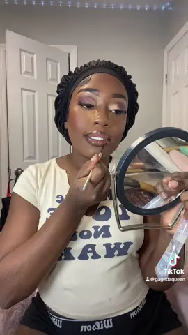 New to makeup? I got you bestie 😍💋 Si w pa konn kote pou kòmanse, gade sa 😌✨ tt pwodui yo nan vitrin lan bbies  #makeupforbeginners #simplemakeup #naturallookmakeup #tutorialmakeup #fypage 