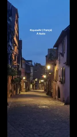 Riquewihr é uma Cidade Medieval na região da Alsácia no Nordeste da França.  #viaje  #França  #france  #Alsácia  #riquewihr 