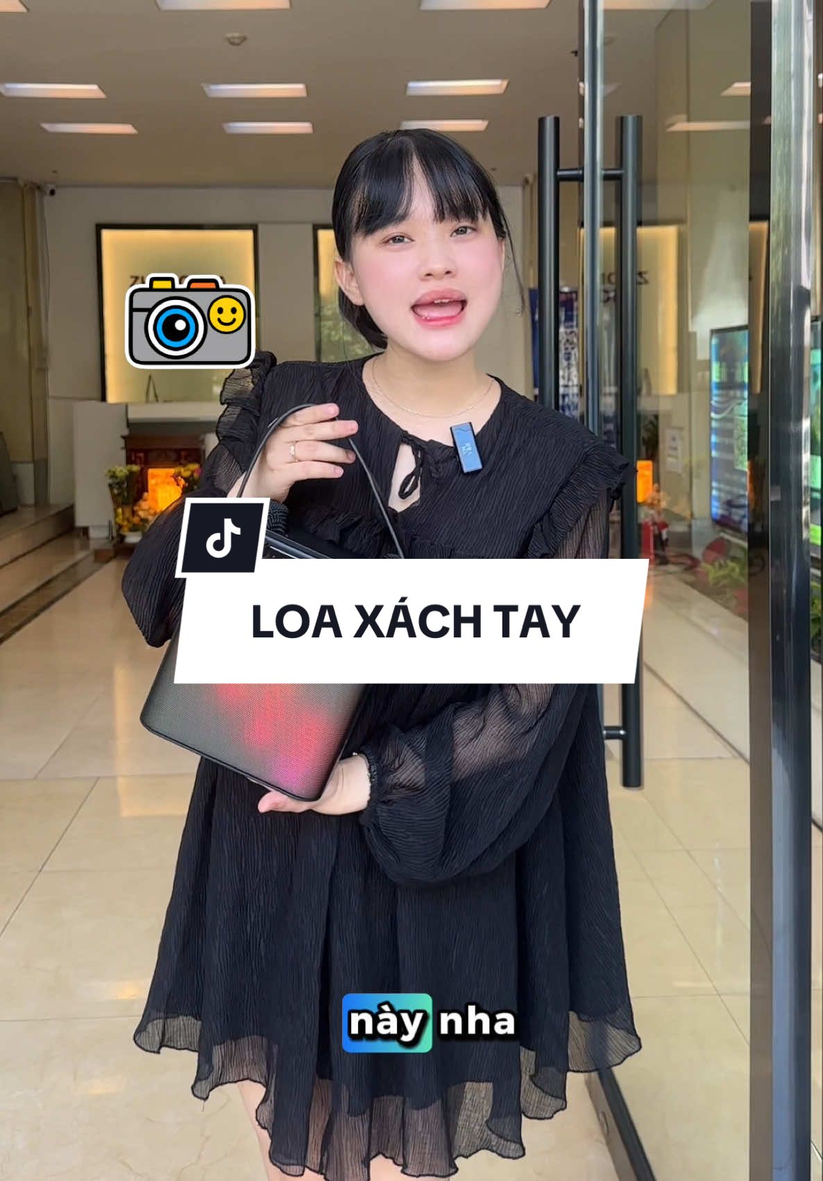 Nhỏ mà có võ , có luôn cả mic để mọi người karaoke 🥰 #xuhuong #loa #loaxachtay #loakaraoke #bkk 