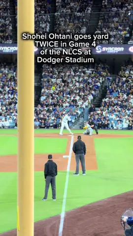WHAT SLUMP?! ATTA BOY, SHO! That’s TWO ✌🏼 #dodgers #dodgerstadium #shoheiohtani #nlcs #baseball 