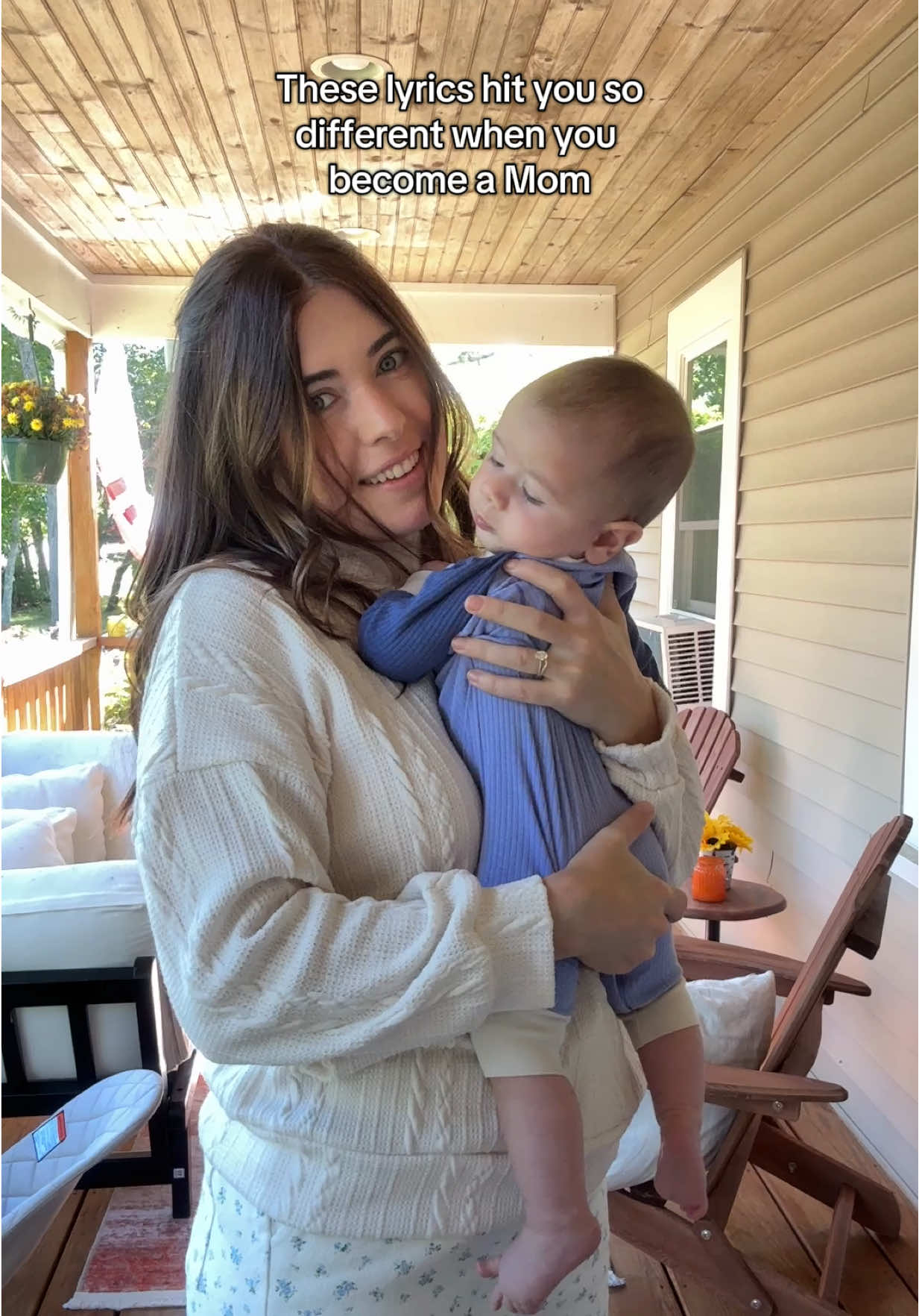 Brb just over here crying my eyes out // #newmom #momcontent #newborn 