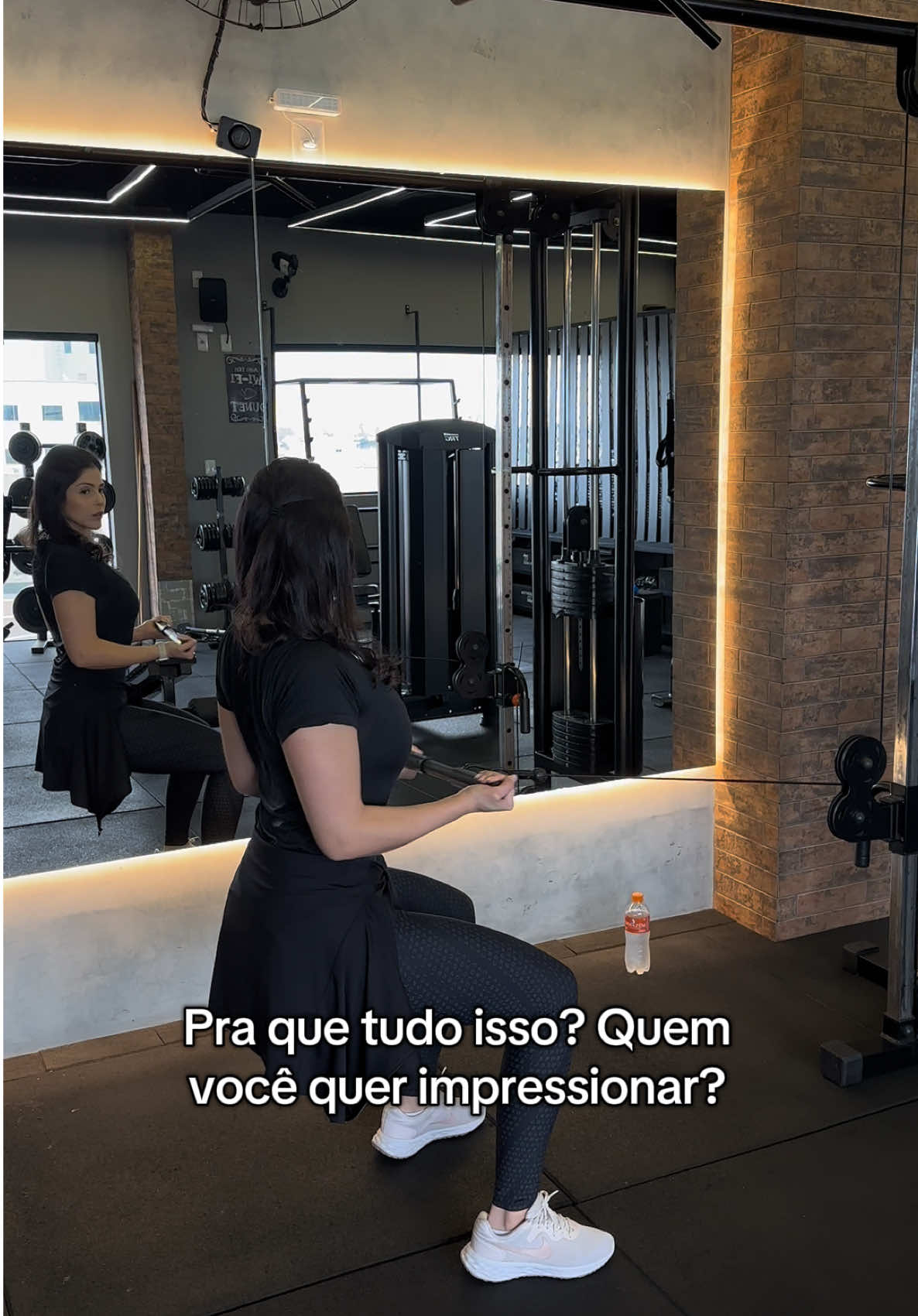 Qualquer esforço que eu faça é pra inpressionar uma única pessoa… e ainda temos muito pela frente! A caminhada está sendo muito mais leve com meu kit queridinho. 🥹♥️ #vidasaudavel #saudeebemestar #autoestima #treino 