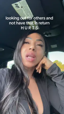 this shit is the most hurtful feeling you look out for a person for so long if they ask you got them then this kicker is they don’t even have to ask and you got them, but I have to ask for my shit back after I already have a conversation a couple conversations I defend a person when they talking shit about them tell a person I don’t wanna hear it get the fuck to stepping, but when it comes to me, oh, you just gonna sit there and let a person talk shit about me and not daddy like I got too much love for people to not be shown back the same way   i’m just a dummy #lovehurts #lovegetyoukilled💯 #aintnorealloveouthere it’s not hard to communicate but it’s easy for em to ask. easy for them to take and for a person to know what you got going on how to got to move to get shit done and you still have a person back still show love whatever happens happens 